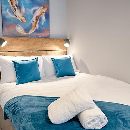 3 Rm Studio, Open-Plan Living, Dining, & Kitchen Llanelli Extérieur photo