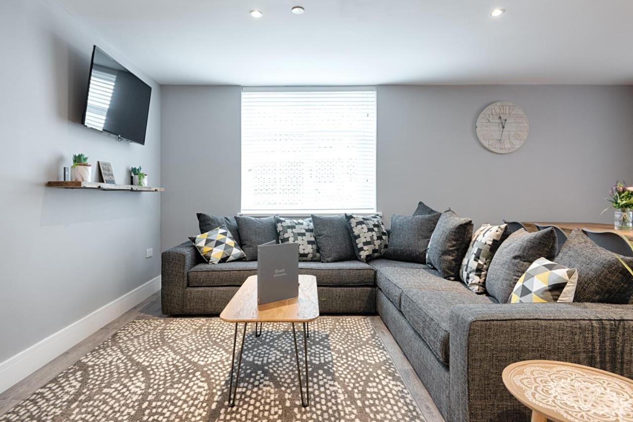 3 Rm Studio, Open-Plan Living, Dining, & Kitchen Llanelli Extérieur photo