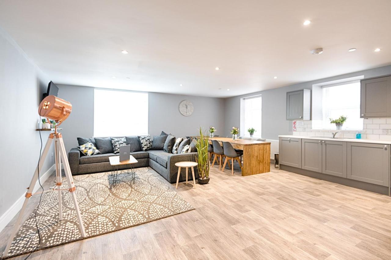 3 Rm Studio, Open-Plan Living, Dining, & Kitchen Llanelli Extérieur photo