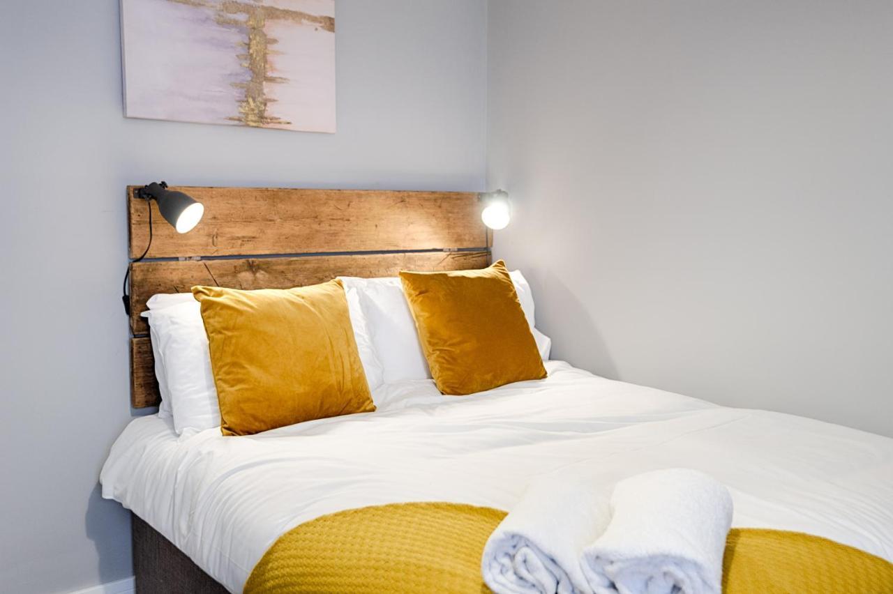 3 Rm Studio, Open-Plan Living, Dining, & Kitchen Llanelli Extérieur photo